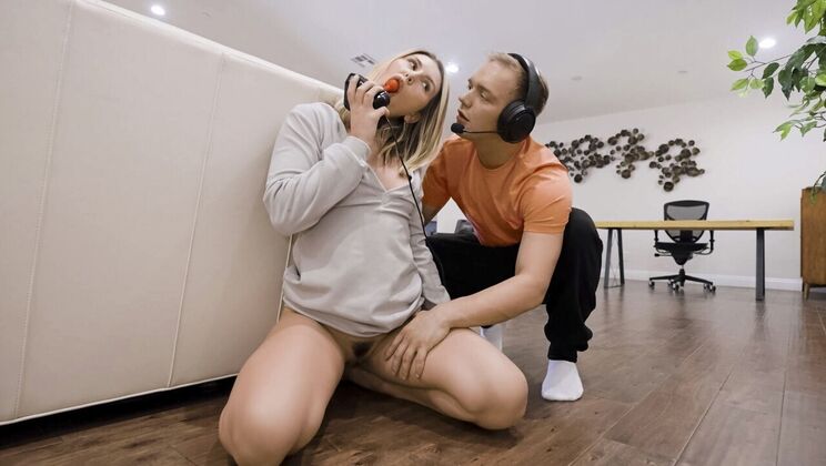 [GFLeaks] - Paige Owens Gets Anal with Big Cock - Paige Owens - Joshua Lewis