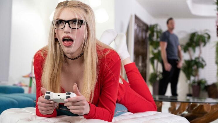 [TransAngels] - POV Fucking for Gamer Girl - Tony Orlando - Pierce Paris - Izzy Wilde