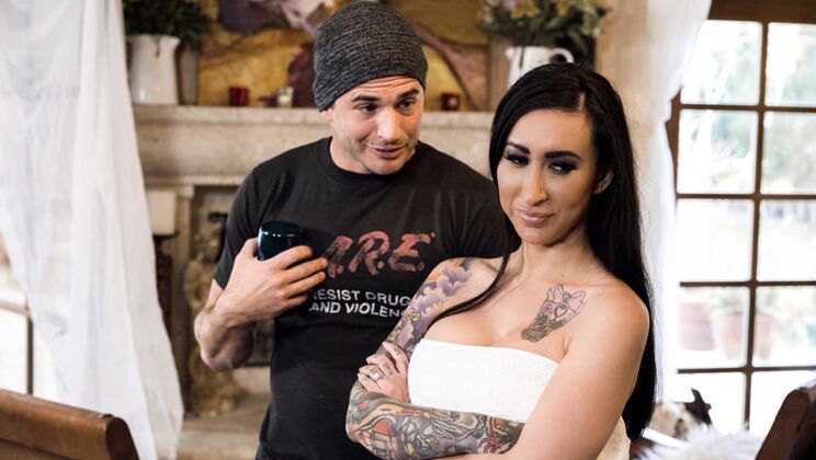 Latina Stepmom Lily Lane Gets Anal By Nathan Bronson