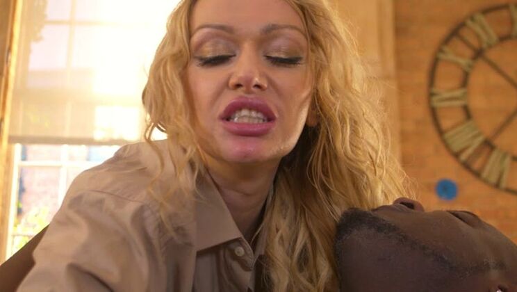 [PornWorld] - Hardcore Fucking on the Couch with MILF Amber Jayne - Antonio Black - Amber Jayne