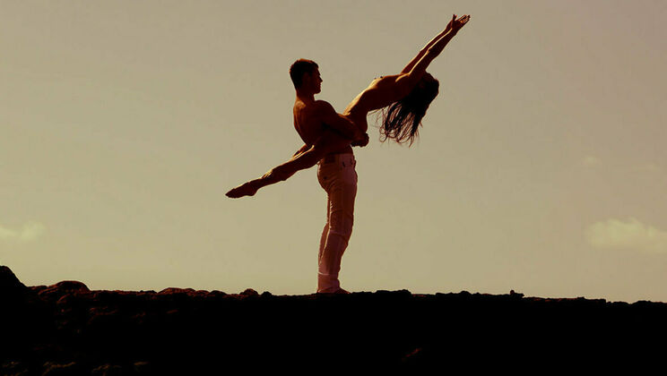 [SexArt] - Beachy Keen: A Natural Tit Fuck - Rosaline Rosa - Nick Wolanski