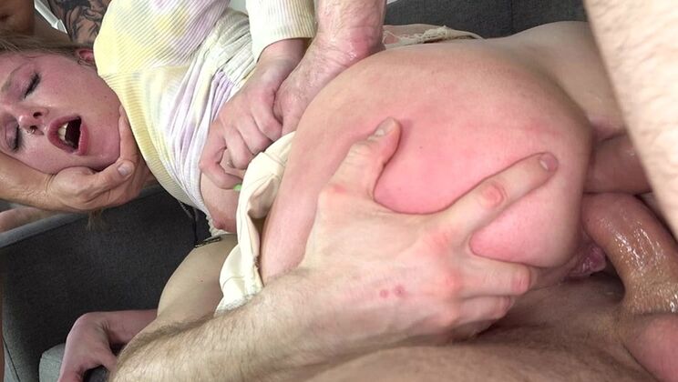 [VKStudio] - Stella Bliss' First Triple Penetration Experience - Willy Regal - Pimpal Bill - Viper Tor - Stella Bliss