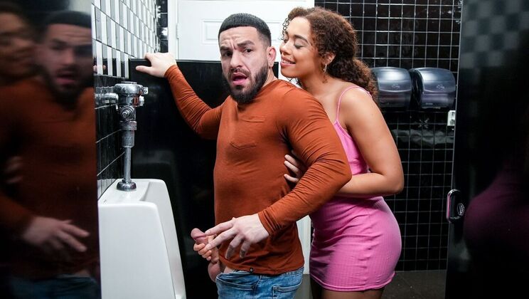 Big Ass Public Pussy Licking