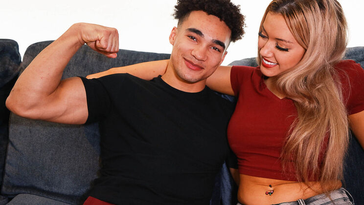 [HotGuysFuck] - Justin Tyme's First Time with Blonde Beauty Francesca