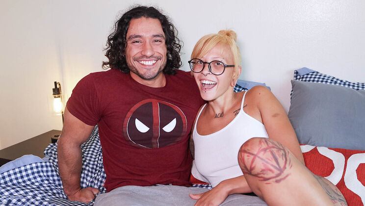 [HotGuysFuck] - Mai Cox's Tattoo Shines as Leo Woodman Bangs Her - Mai Cox - Leo Woodman