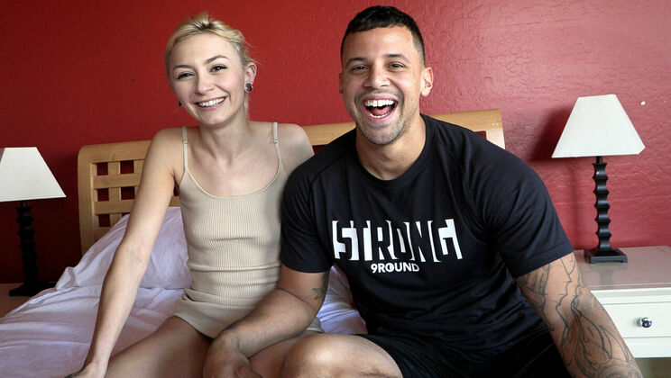 [HotGuysFuck] - Blonde Petite Clara Fargo and Tony Romero's Hot Encounter - Clara Fargo - Tony Romero