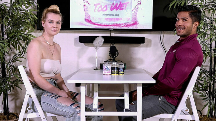 [HotGuysFuck] - Carter Andrews Can't Stop Looking At Layla Quinn's Big Tits - Layla Quinn - Carter Andrews