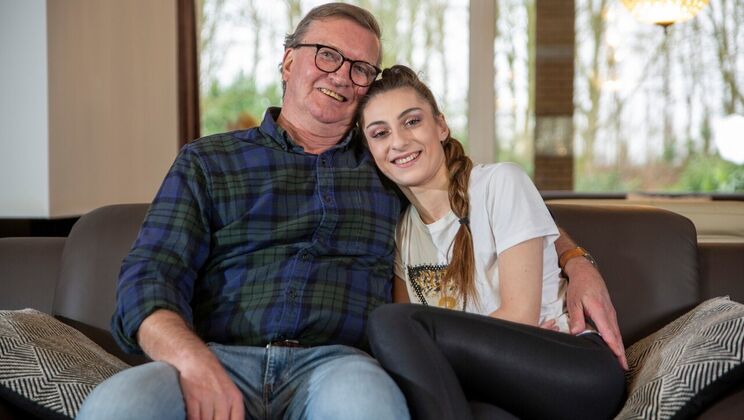 [Oldje] - Skinny Nicole's Doggystyle Delight - Nicole Sweet - Henk