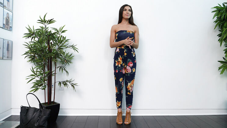 [NetVideoGirls] - Cowgirl Style with Gianna - Gianna