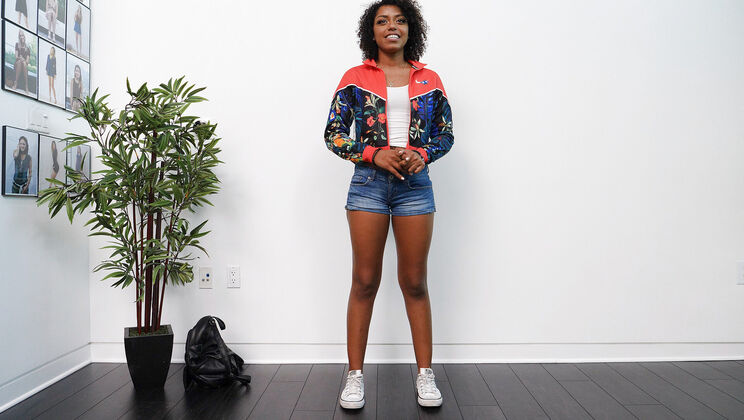 [NetVideoGirls] - Mia in a Missionary Position - Mia