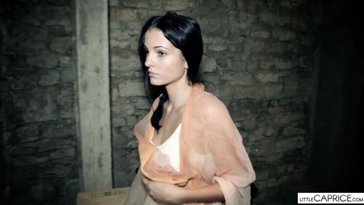 [CapriceDivas] - Solo Sapphira: Czech Masturbation - Sapphira