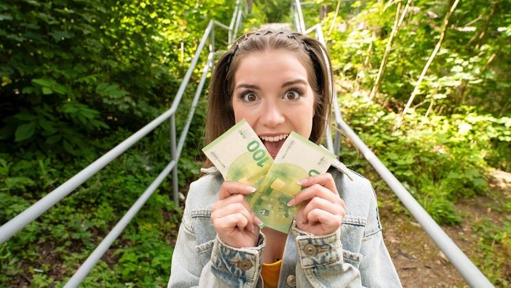 [PublicAgent] - European Babe with Natural Tits Gets Cumshot - Martin Gun - Agatha Shay