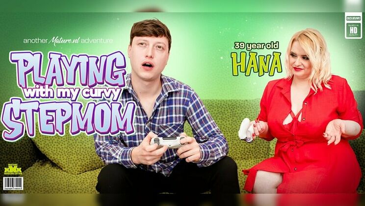 Stepmom Hanna begs for stepson's cum on her tits