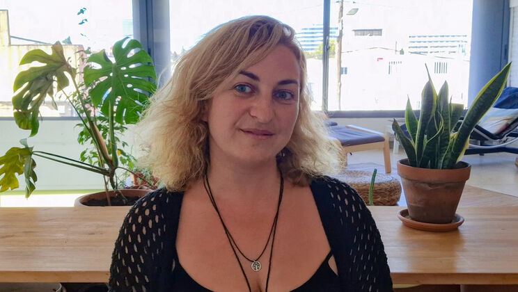 Nina's Pick: Truth or Dare Cuckold - Jesse Watches Parker Fuck