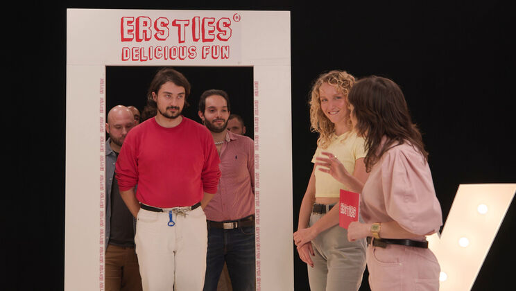 [Ersties] - Spicy Tinder Gameshow - Serafina (Ersties) - Freddy (Ersties)