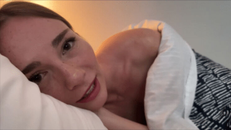 [PerfectGirlfriend] - All Natural 19 Year Old Brunette POV - Tess Thompson