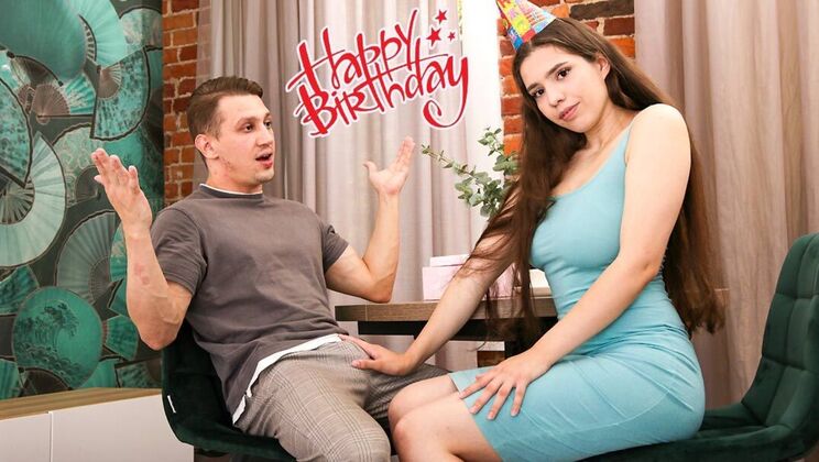 [ClubSweethearts] - Molly Kit's Birthday Handjob Session - Steve Hardy - Molly Kit