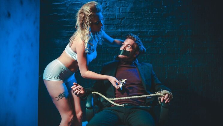 [DigitalPlayground] - Side Fuck and Spanking for Special Agent Giselle Palmer - Giselle Palmer - Ryan Ryder